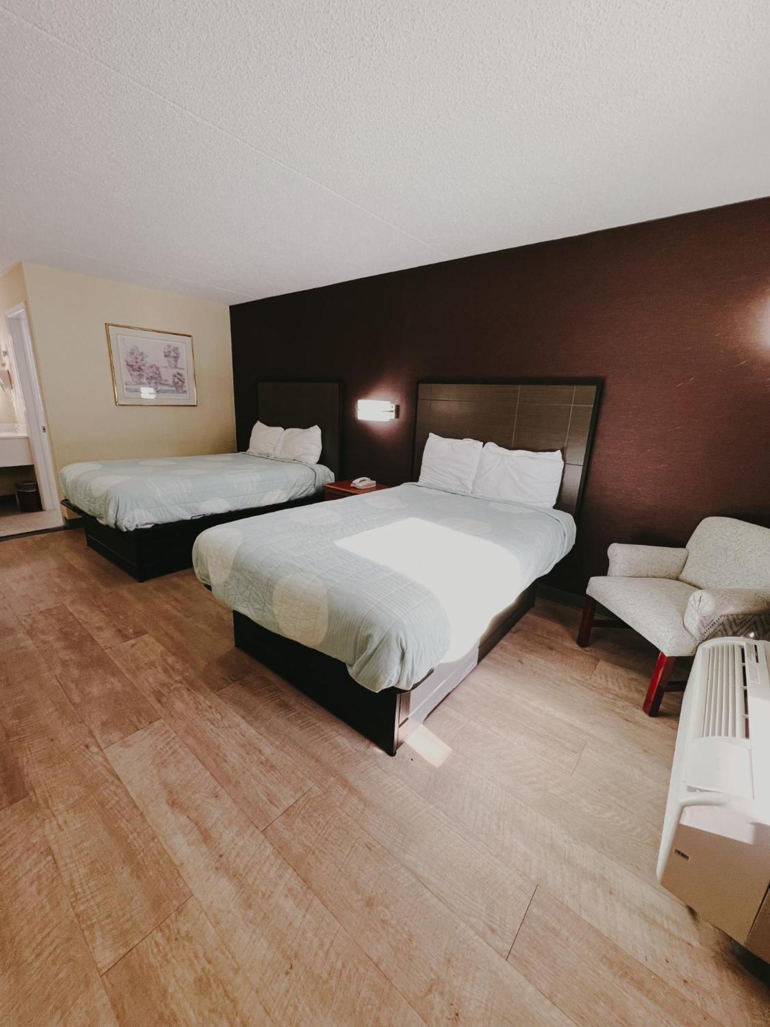 Travel Inn New Castle Airport Экстерьер фото