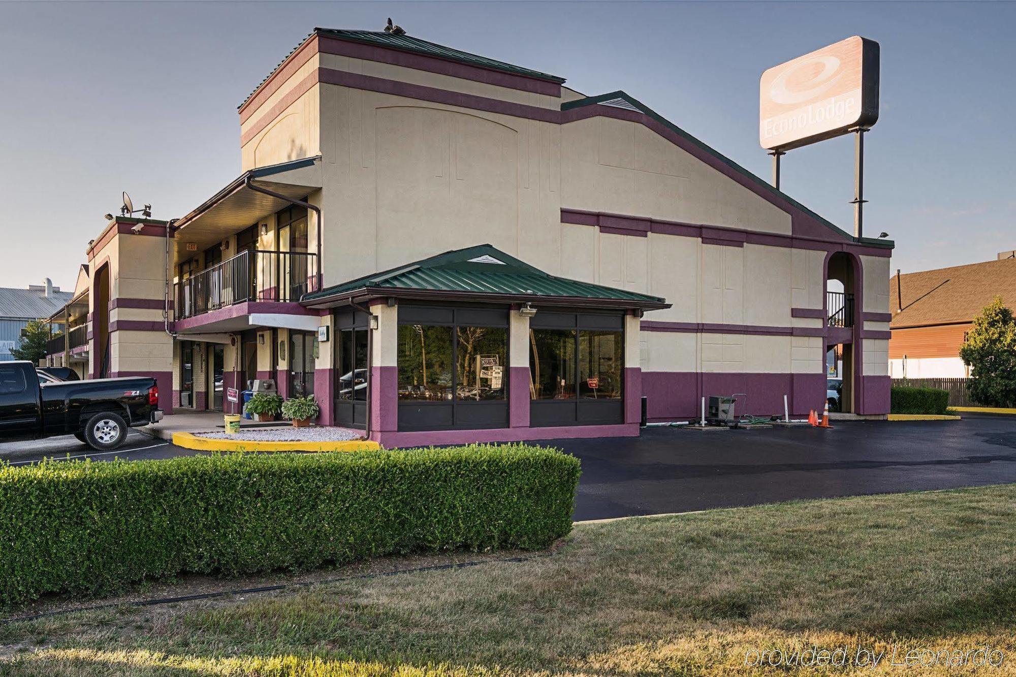Travel Inn New Castle Airport Экстерьер фото