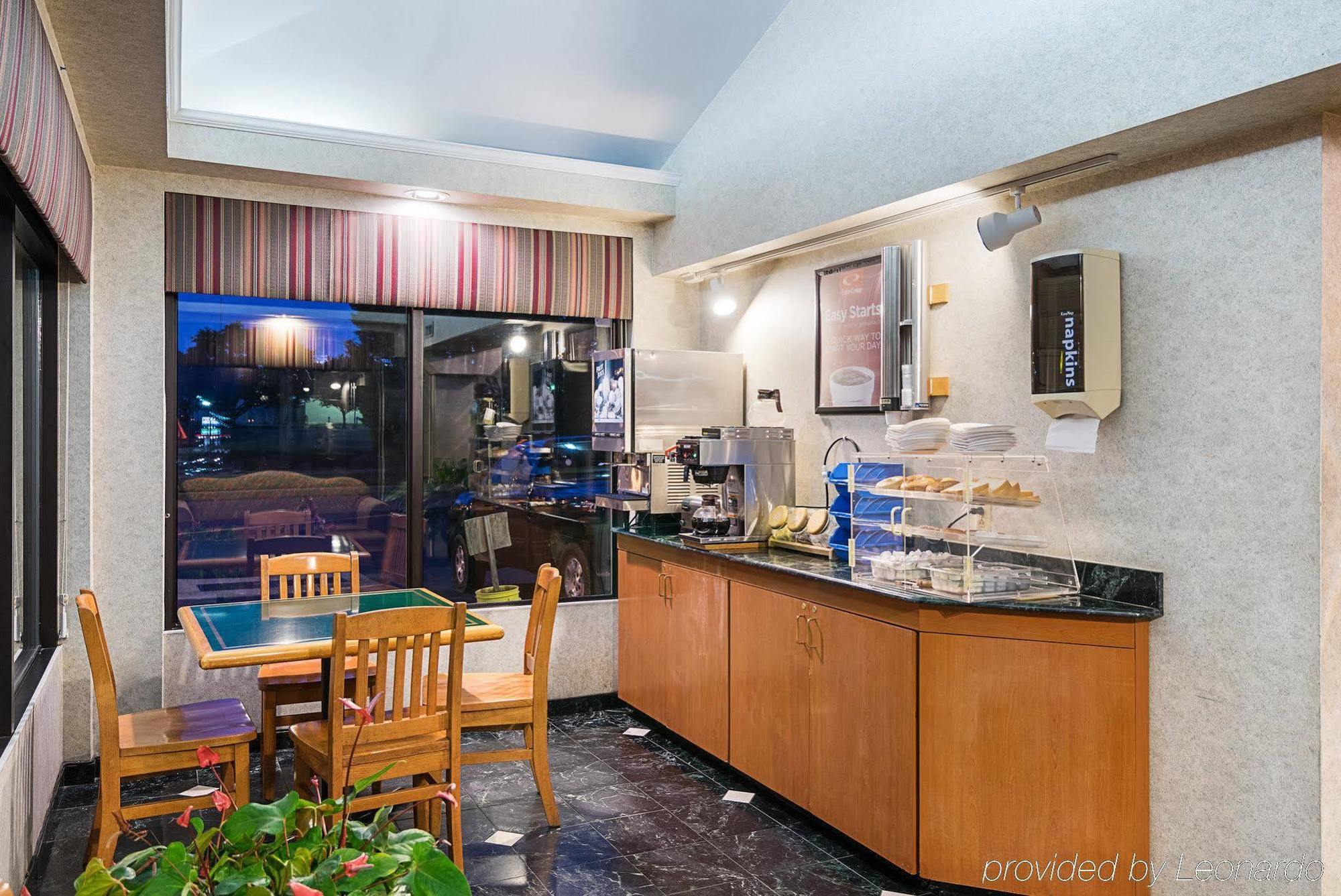 Travel Inn New Castle Airport Экстерьер фото